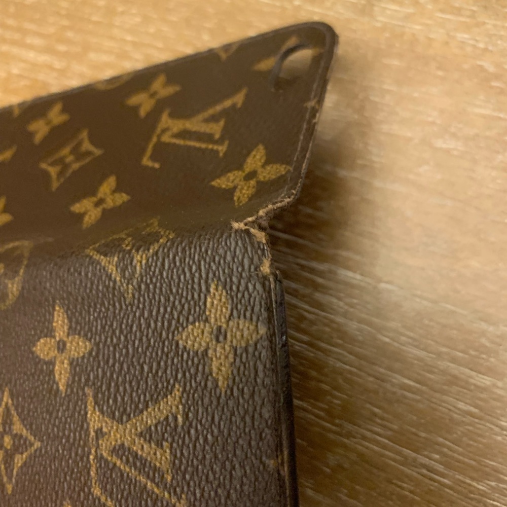 Authentic LV monogram, folio, iPhone 6 case - Picture 9 of 11